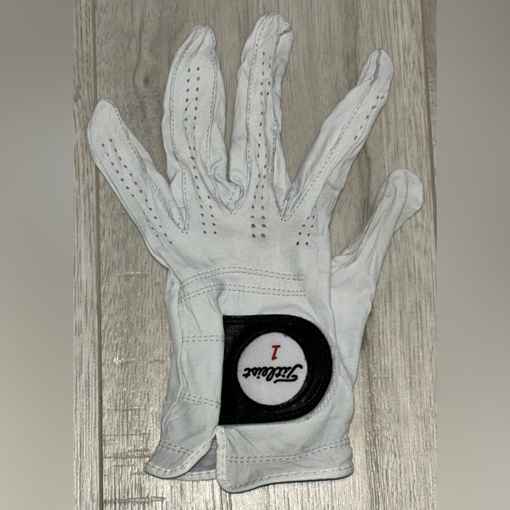 Titleist 1 Perks Soft Golf Glove White Leather Single Left Glove XL ~Worn Once!